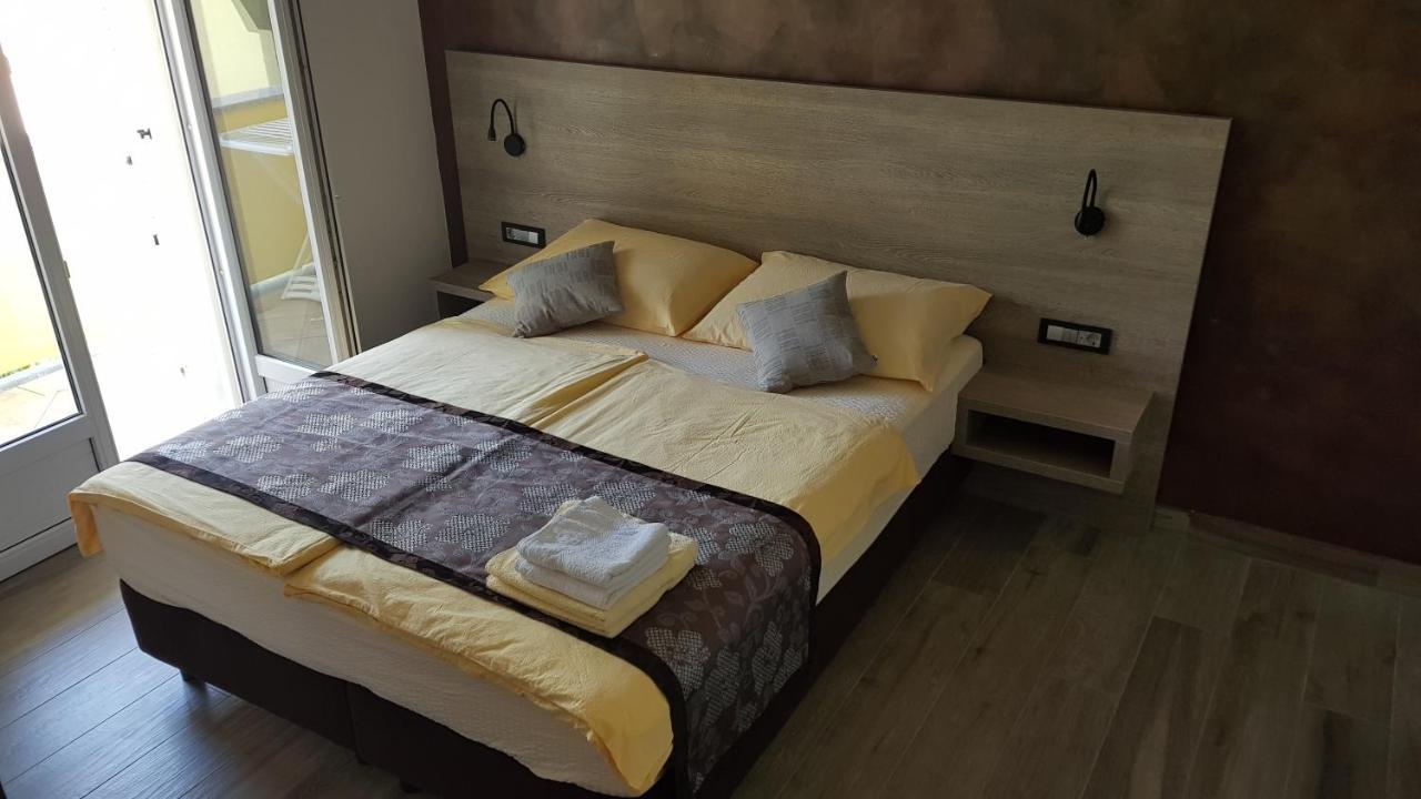 Premium Appartments Suha Punta Kampor Kültér fotó